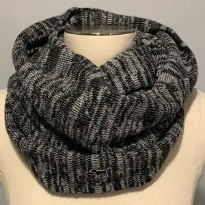PINK gray scarf with logo